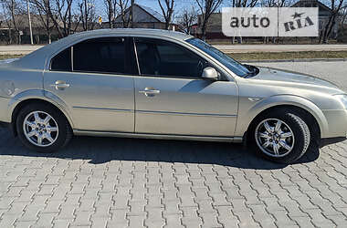 Седан Ford Mondeo 2003 в Чемеровцах