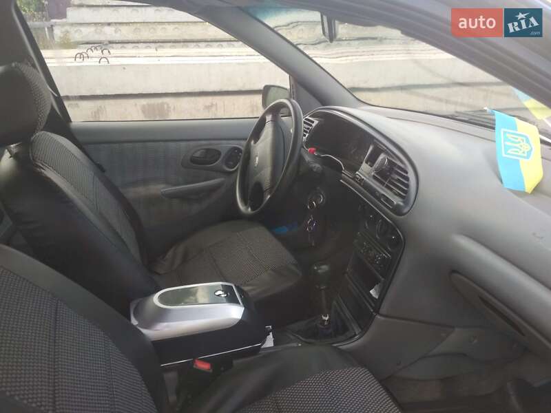 Седан Ford Mondeo 1993 в Білій Церкві фото 5 Седан Ford Mondeo 1993 в Білій Церкві