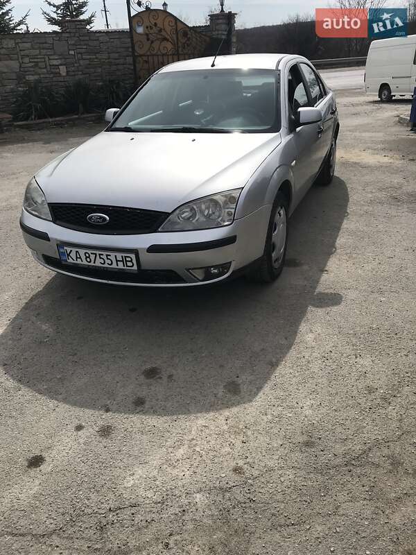 Лифтбек Ford Mondeo 2005 в Каменец-Подольском
