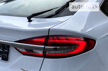 Лифтбек Ford Mondeo 2020 в 