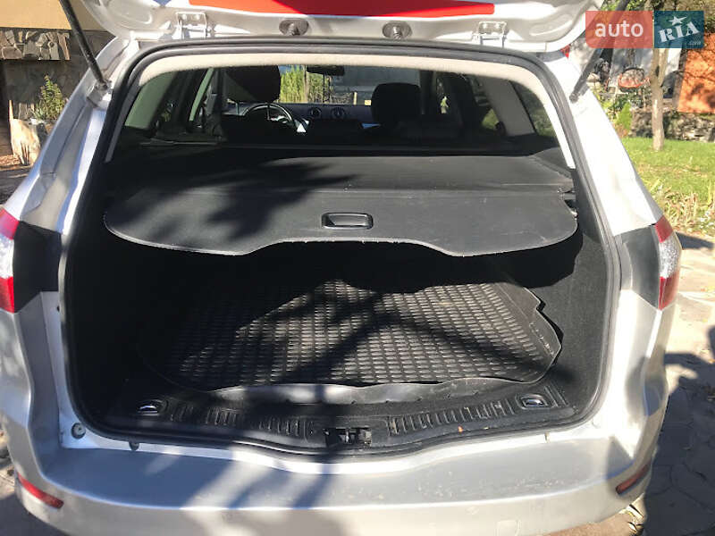 Универсал Ford Mondeo 2010 в Ужгороде фото 4 Универсал Ford Mondeo 2010 в Ужгороде