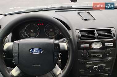 Ліфтбек Ford Mondeo 2003 в Ковелі
