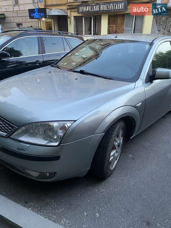 Седан Ford Mondeo 2005 в Харькове