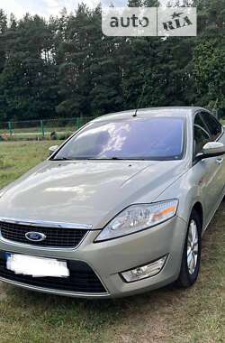 Седан Ford Mondeo 2010 в Львові