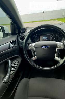 Седан Ford Mondeo 2012 в Києві