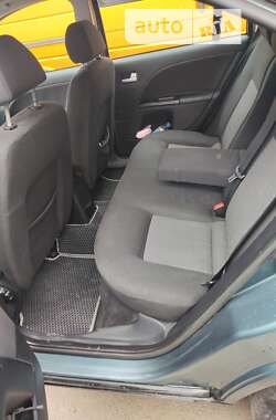 AUTO.RIA 2002 AT8145HA 1.8