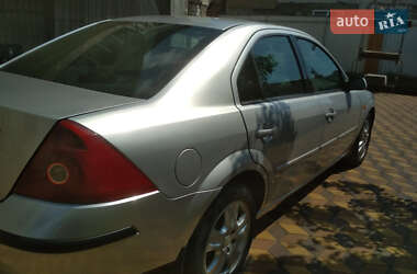 Седан Ford Mondeo 2001 в 