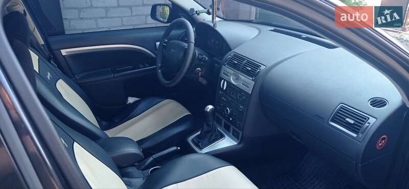 Універсал Ford Mondeo 2003 в Солоному фото 2 Універсал Ford Mondeo 2003 в Солоному
