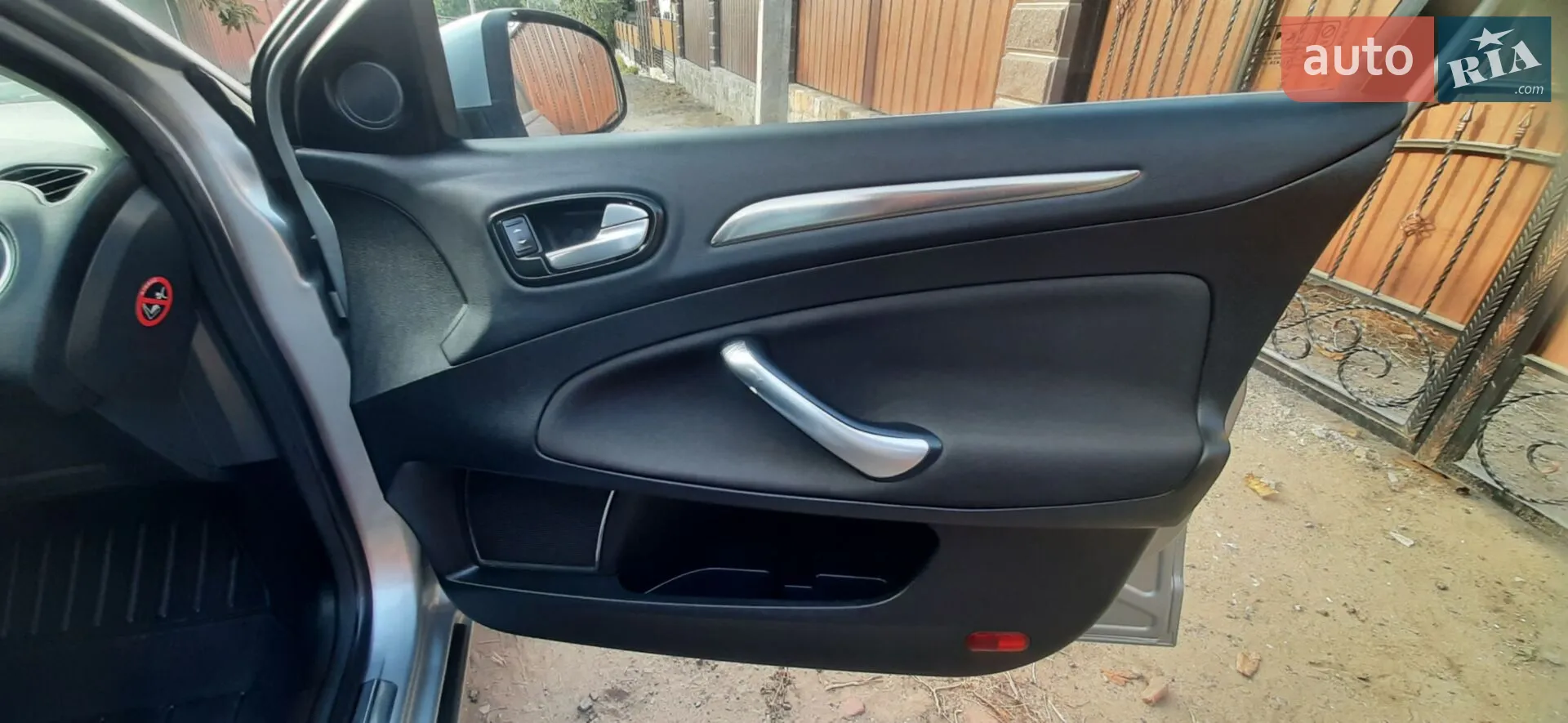 2010 Ford Mondeo - мініатюра 23
