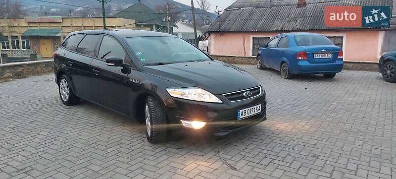 Универсал Ford Mondeo 2011 в Могилев-Подольске