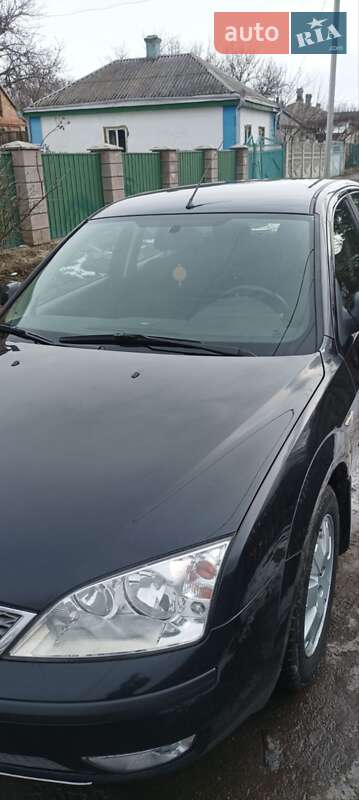Седан Ford Mondeo 2006 в Новоукраинке