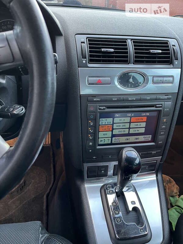 Универсал Ford Mondeo 2005 в Черновцах