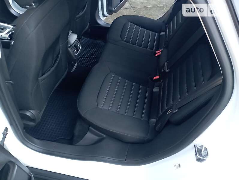 Ліфтбек Ford Mondeo 2017 в Смілі