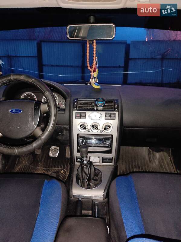 Ford Mondeo 2003