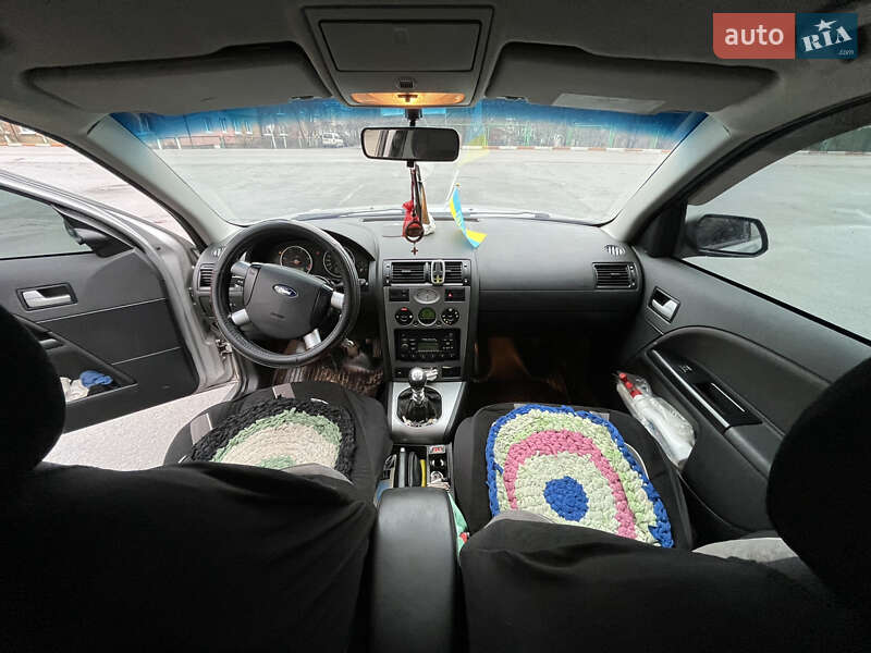 Универсал Ford Mondeo 2002 в Киеве
