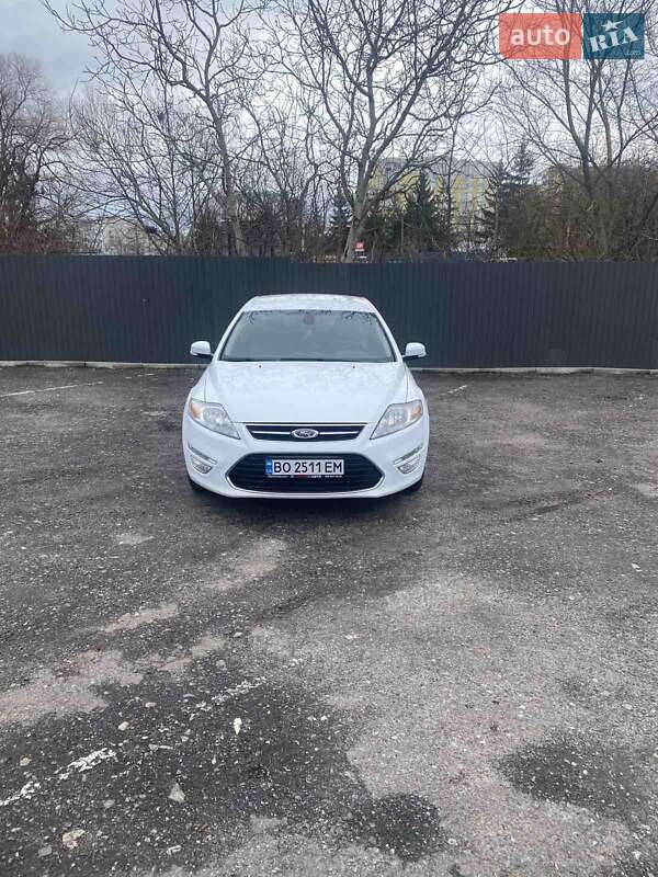 Седан Ford Mondeo 2011 в Тернополі