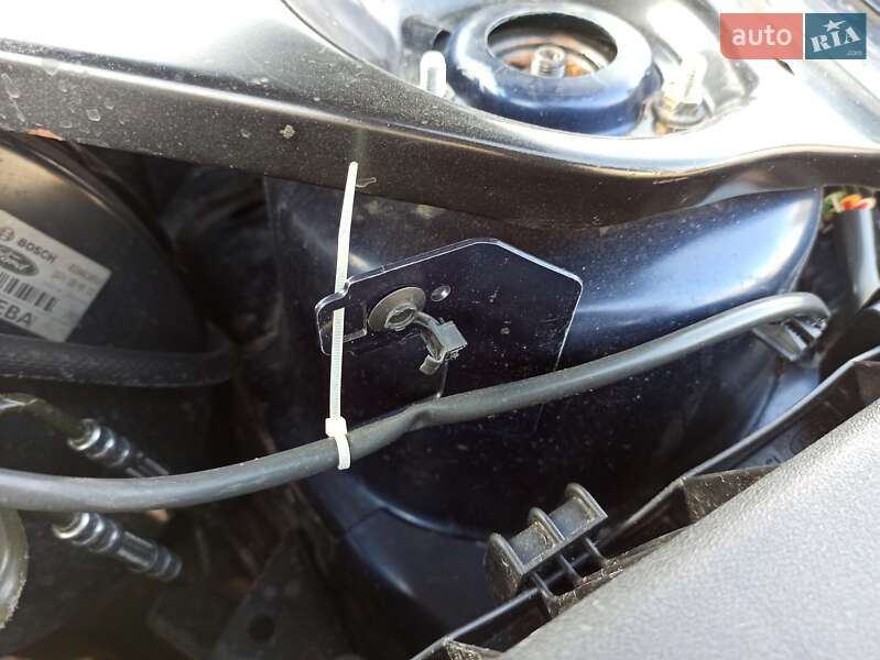 Лифтбек Ford Mondeo 2003 в Днепре