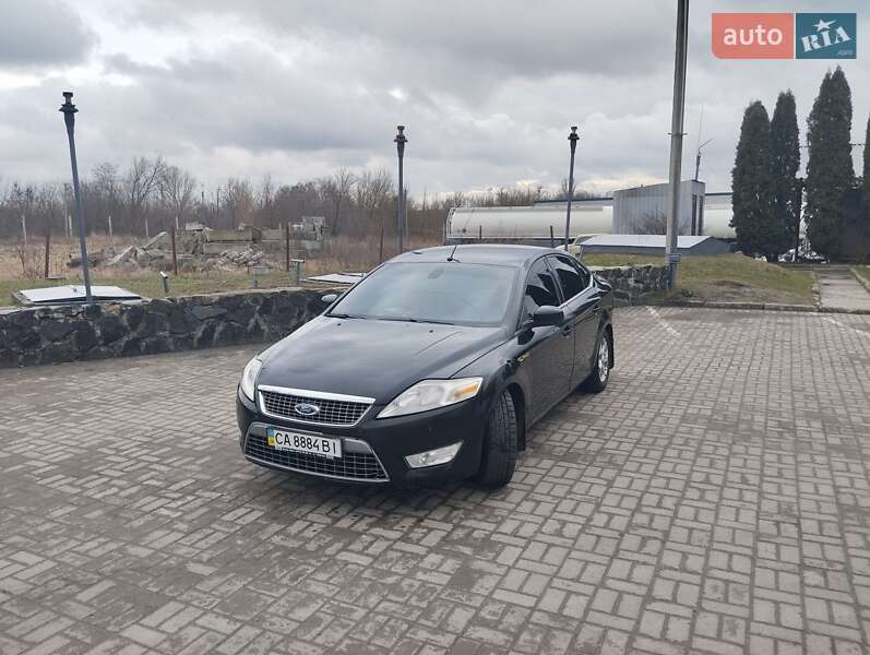 Седан Ford Mondeo 2010 в Золотоноше
