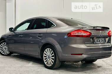 Седан Ford Mondeo 2014 в Запорожье