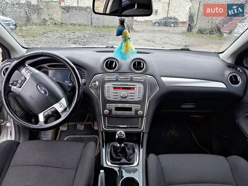 Ліфтбек Ford Mondeo 2010 в Львові