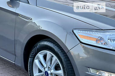 Универсал Ford Mondeo 2013 в 