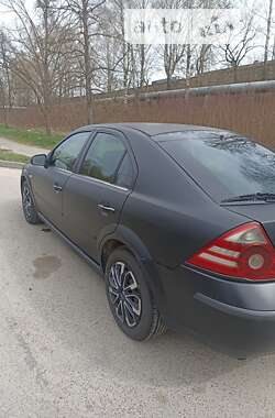 Лифтбек Ford Mondeo 2006 в 