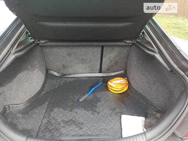 Лифтбек Ford Mondeo 2006 в Краматорске