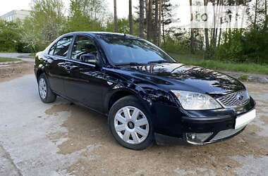 Седан Ford Mondeo 2006 в Нетешине