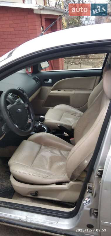 Лифтбек Ford Mondeo 2001 в Шаргороде