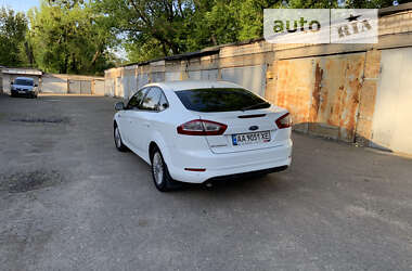 Ліфтбек Ford Mondeo 2013 в Києві
