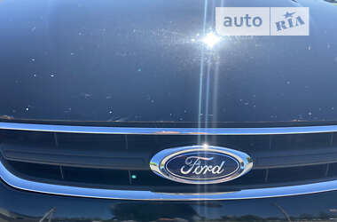 Седан Ford Mondeo 2012 в Бучі