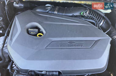 Седан Ford Mondeo 2012 в Буче