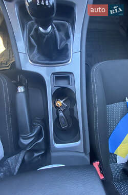 Седан Ford Mondeo 2012 в Буче