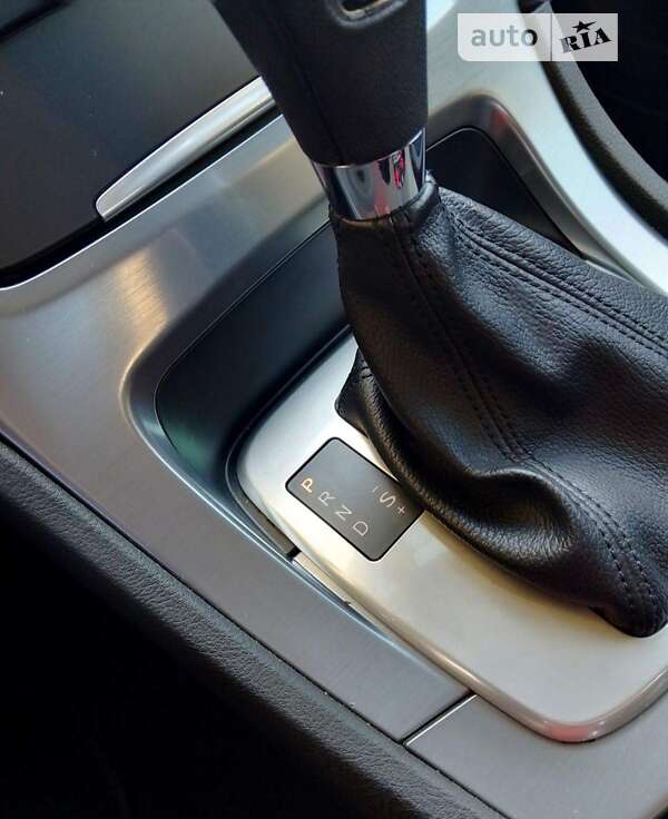 Седан Ford Mondeo 2012 в Хусте