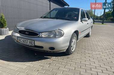 Лифтбек Ford Mondeo 1998 в Радивилове