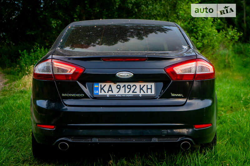 Седан Ford Mondeo 2010 в Киеве