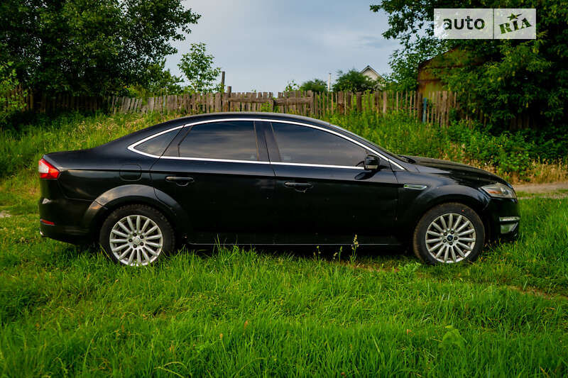 Седан Ford Mondeo 2010 в Киеве