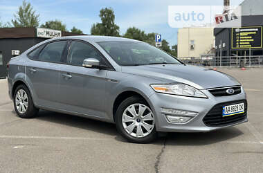 Ліфтбек Ford Mondeo 2014 в Києві