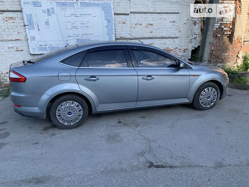 Седан Ford Mondeo 2010 в Хмельницькому