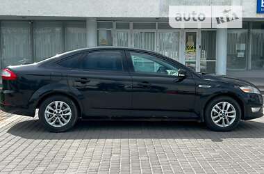 Седан Ford Mondeo 2011 в Львове