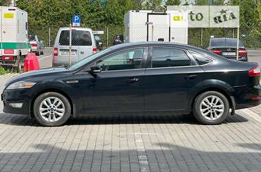 Седан Ford Mondeo 2011 в Львове