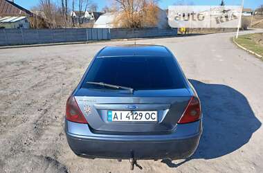 Ліфтбек Ford Mondeo 2003 в Теофіполі