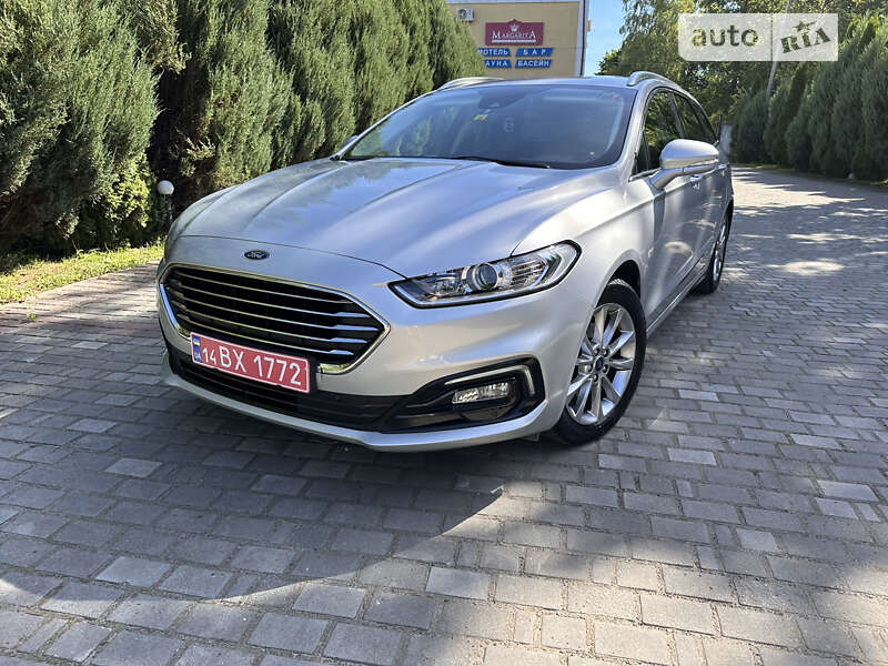 Лифтбек Ford Mondeo 2020 в Самборе