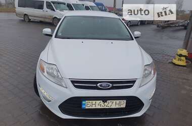 Седан Ford Mondeo 2012 в Измаиле