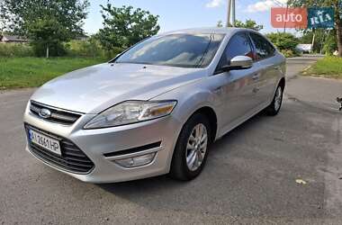 Лифтбек Ford Mondeo 2012 в 
