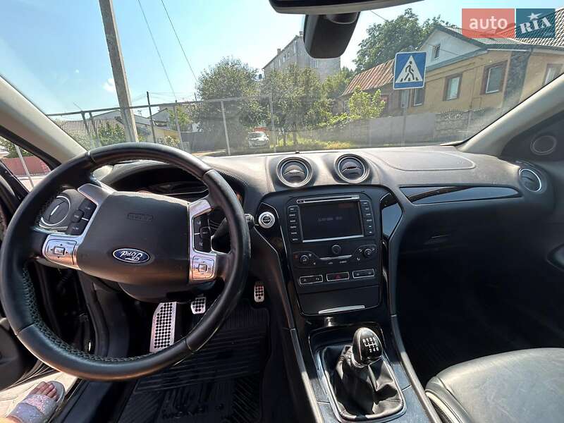 Універсал Ford Mondeo 2012 в Луцьку