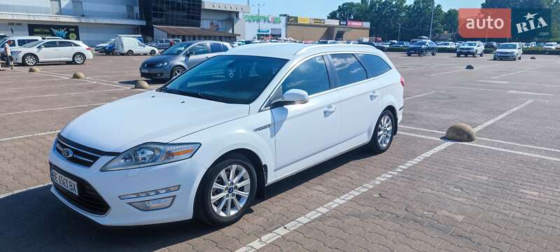 Універсал Ford Mondeo 2012 в Житомирі