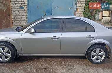 Седан Ford Mondeo 2006 в Глухові