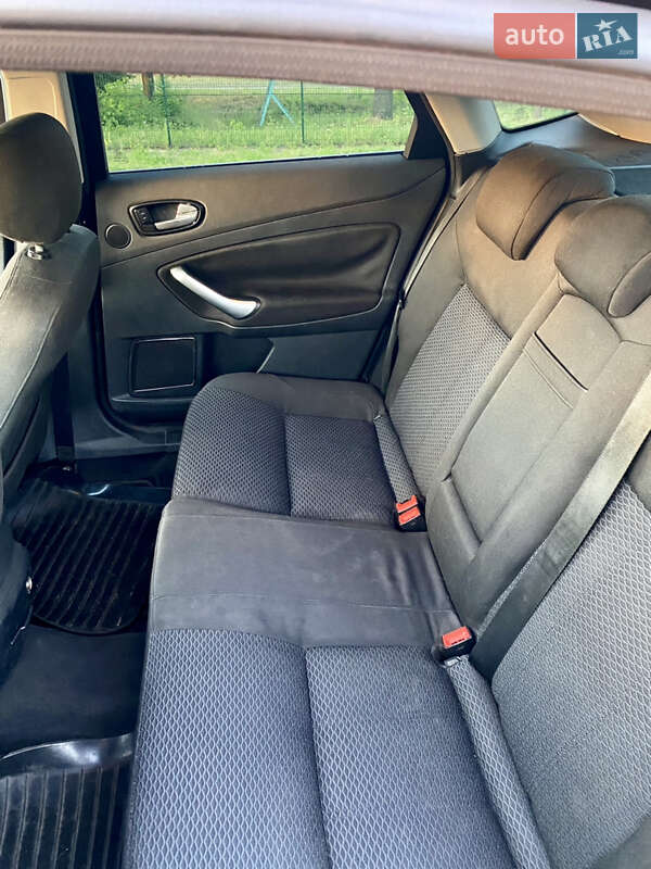 Лифтбек Ford Mondeo 2007 в Киеве
