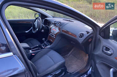 Лифтбек Ford Mondeo 2007 в 
